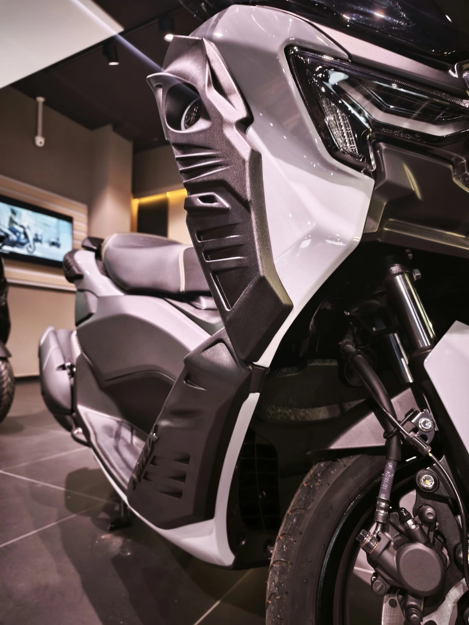 MODİMOT YAMAHA NMAX 125/155 ALT BACAK KORUMA SETİ (2025-2026)