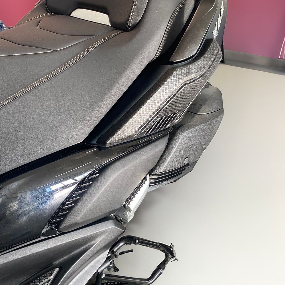 MODİMOT YAMAHA XMAX 250 SELE ALTI KORUMA (EN SON KASA ELEKTRONİK GÖSTERGE)