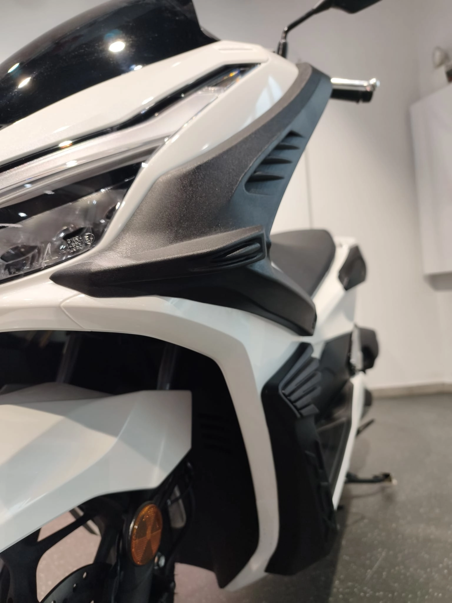 MODİMOT PCX 125 (2025-2026) ÜST BACAK KORUMA SETİ 